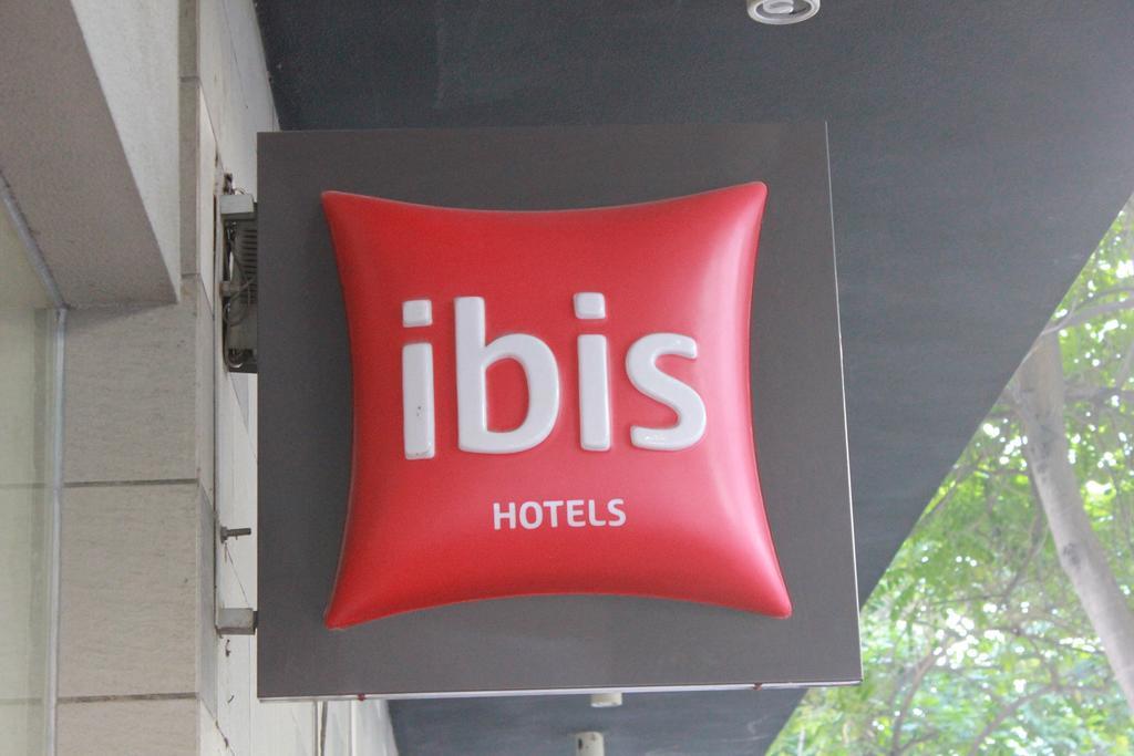 Ibis Anshan Shengli Square Exterior photo