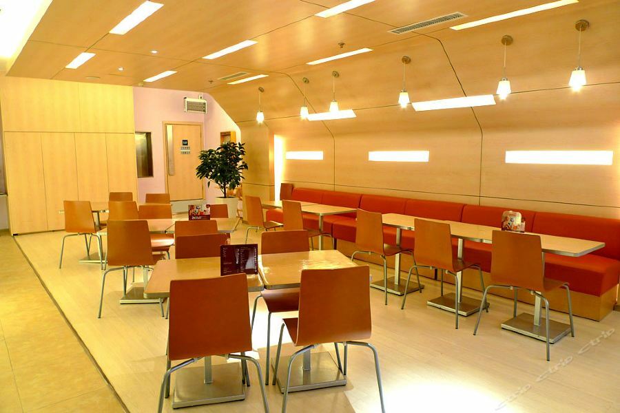 Ibis Anshan Shengli Square Exterior photo